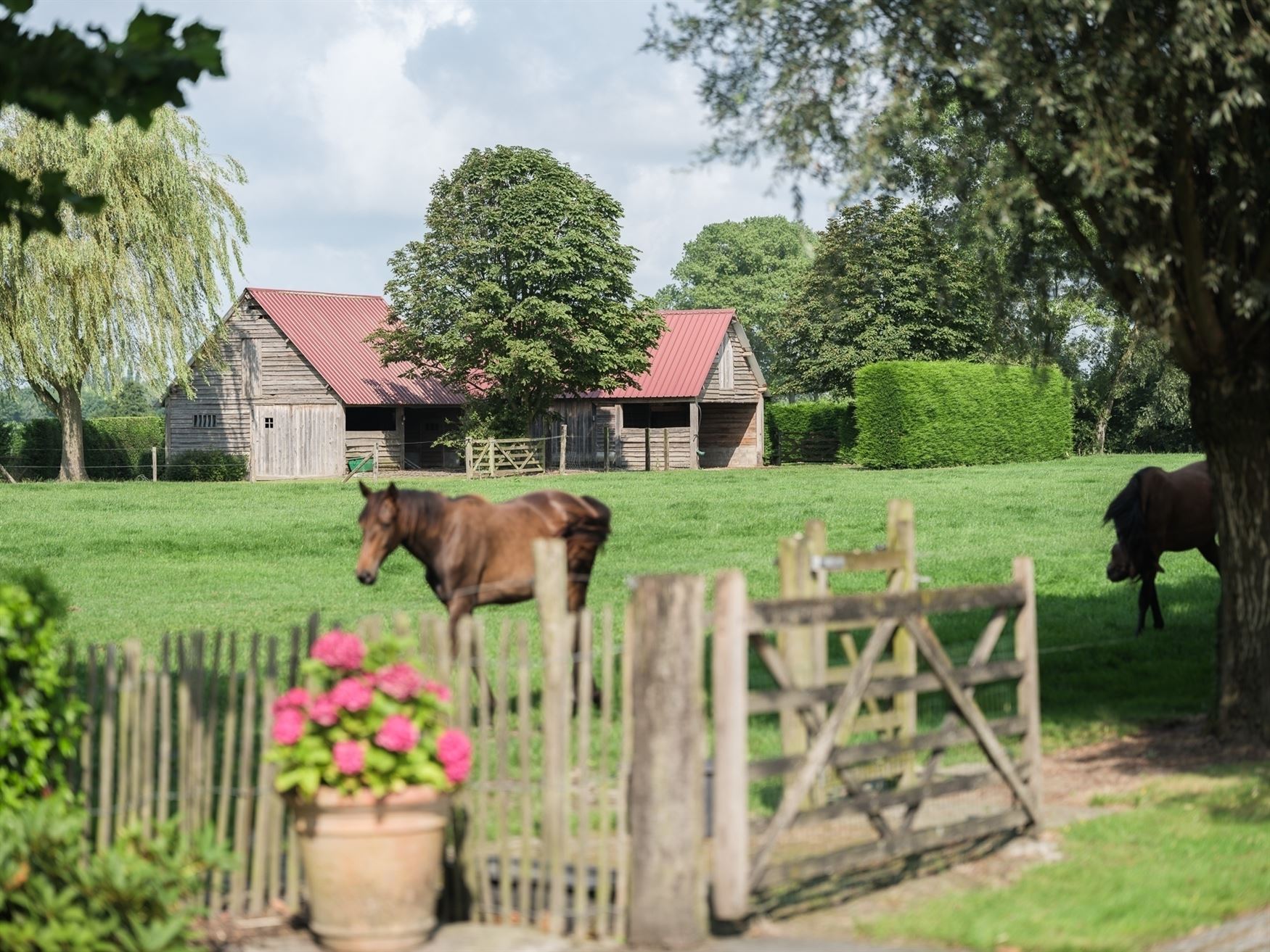 Romantisch landhuis met paardenstallen foto 23