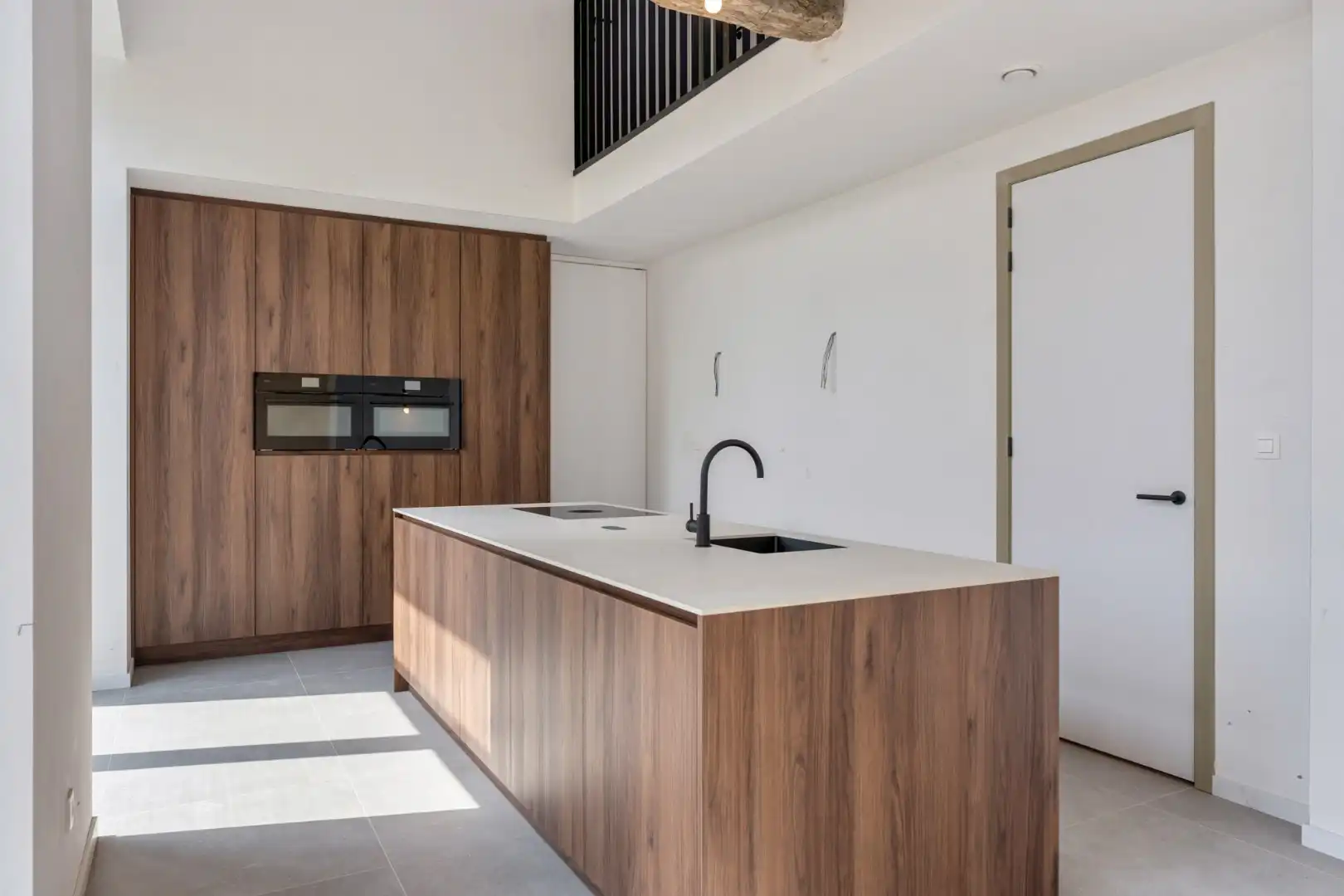Exclusieve woning in volledig heropgebouwde hoeve op een perceel van 4a33ca!  foto 6