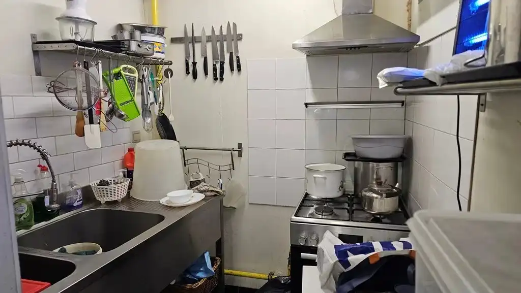 Te koop: Handelspand met topcommerciële ligging nabij Kolonel Dusartplein – Hasselt foto 7