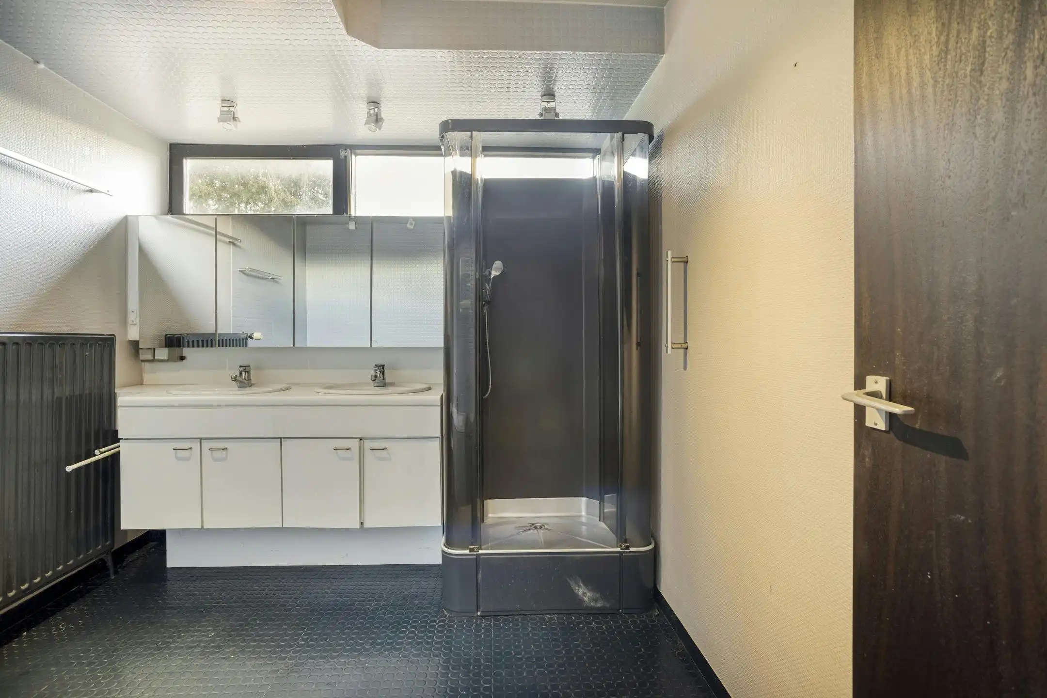 Polyvalent huis met tal van mogelijkheden te Sint-Kruis foto 13