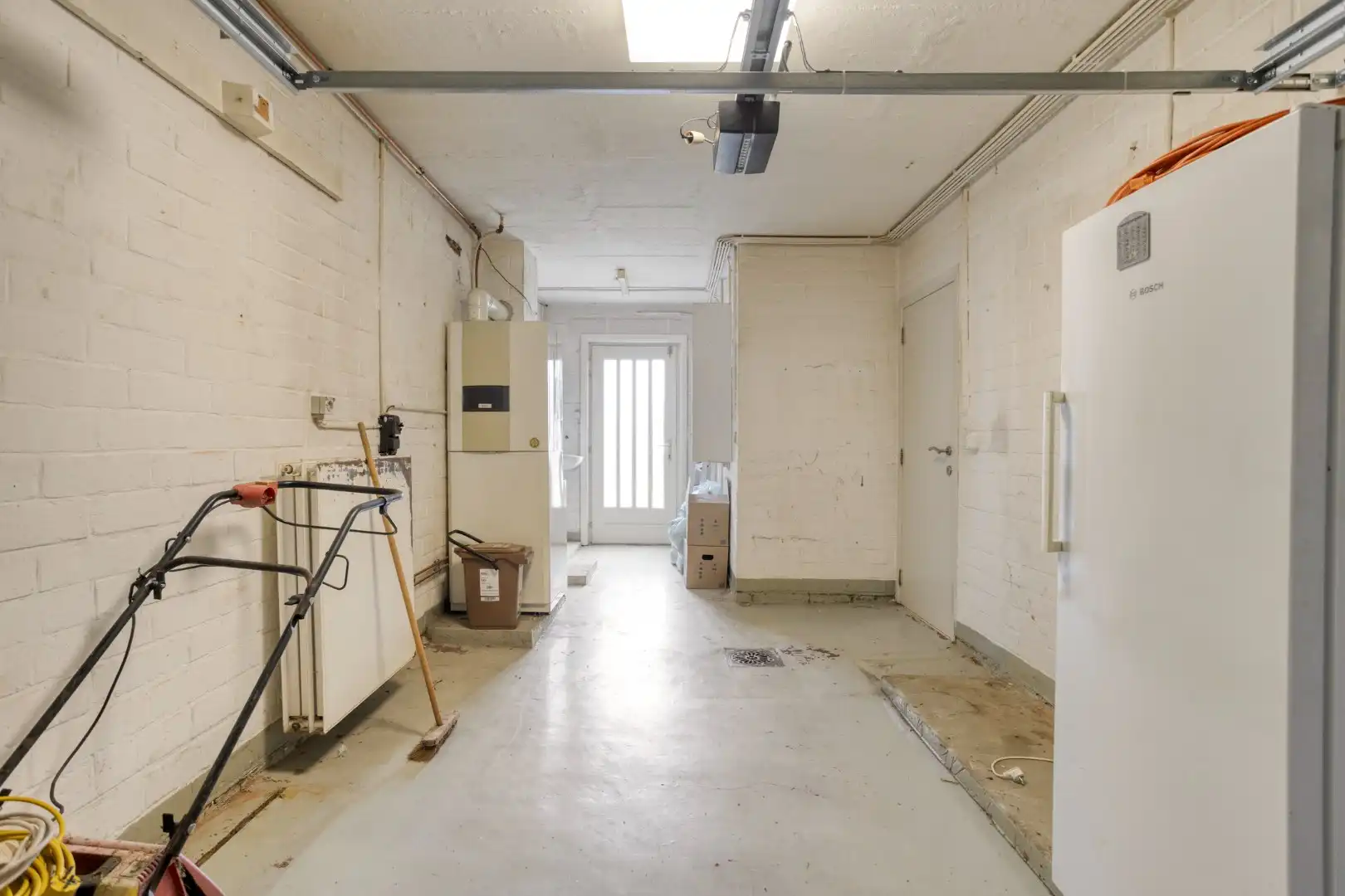 Degelijke woning met 4 slaapkamers, garage en tuin! foto 14