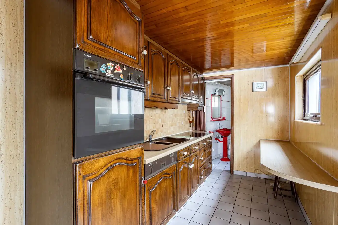 Karaktervolle woning met 4 slaapkamers centraal Kortrijk foto 10