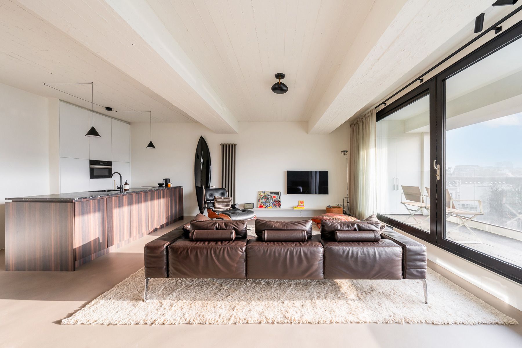 Bemeubeld luxeappartement aan Theaterbuurt foto {{pictureIndex}}