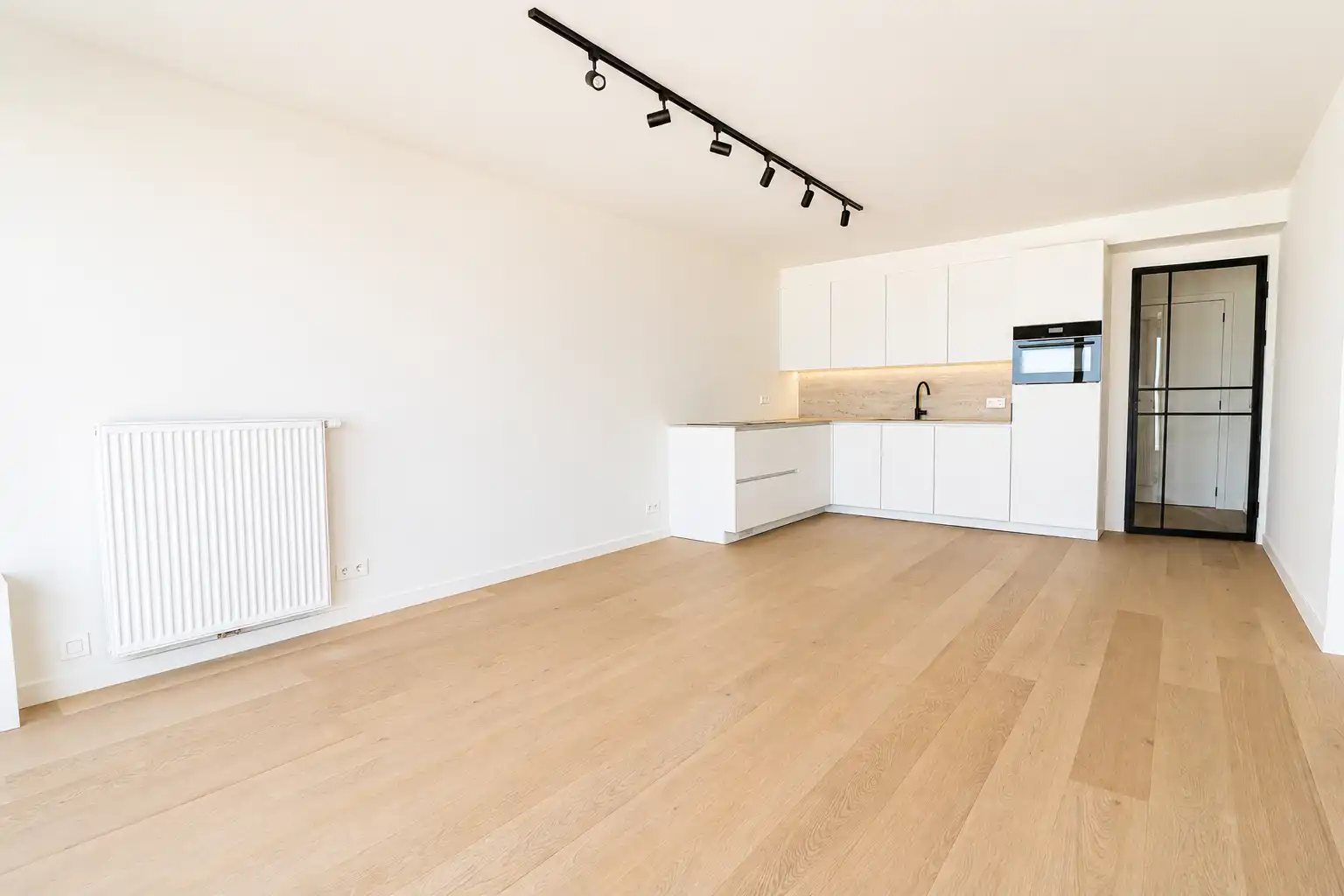 Instapklaar appartement met prachtig zicht op zee. foto 4