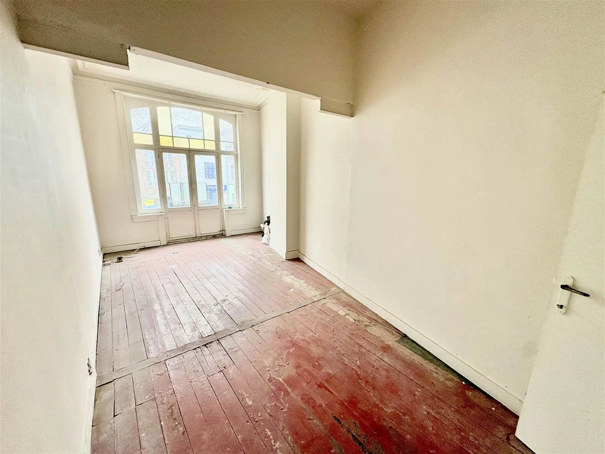 Handelshuis met 1 slaapkamer. foto 9