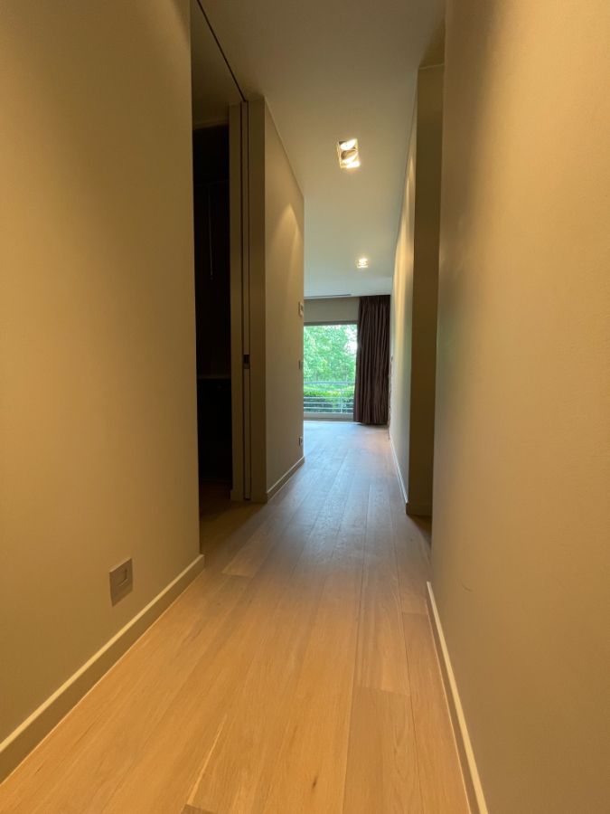 LUXE APPARTEMENT + zeer riant zongericht terras, dubbele garage & (wijn)kelder foto 42