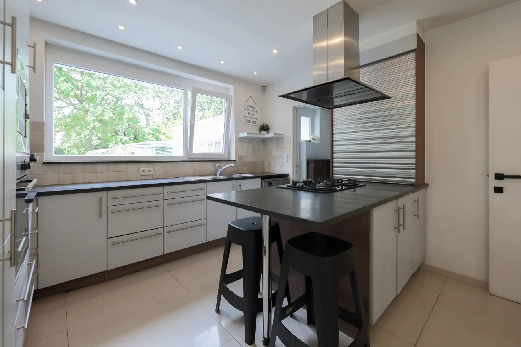 Vrijstaande villa met zwembad te Elsdonk foto 7