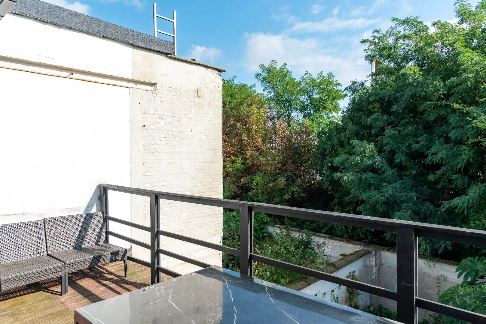 Charmant appartement met karakter en een heerlijk ruim terras foto 7