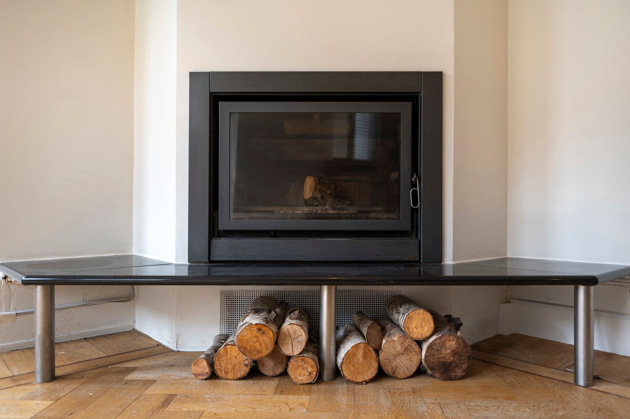 Charmant 2-slaapkamer appartement met industriële touch foto 8