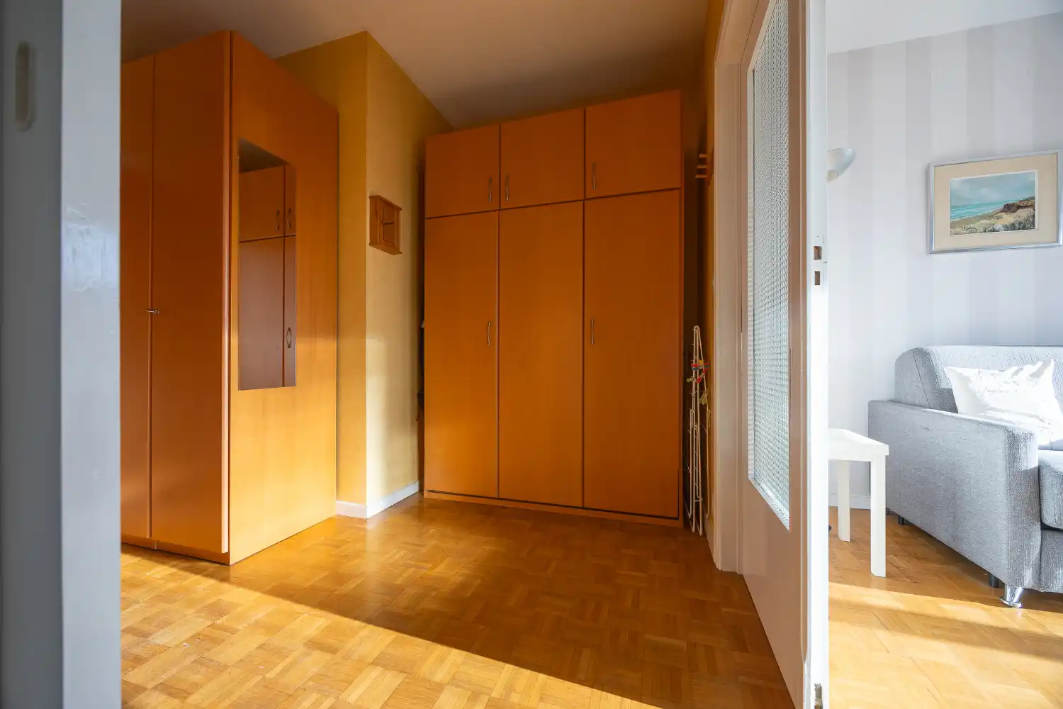 Instapklare studio met zuidgericht terras op topligging vlakbij de Zeedijk! foto 14