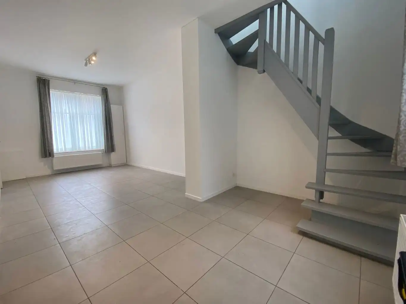 Gerenoveerde gesloten bebouwing met twee kamers  foto 5