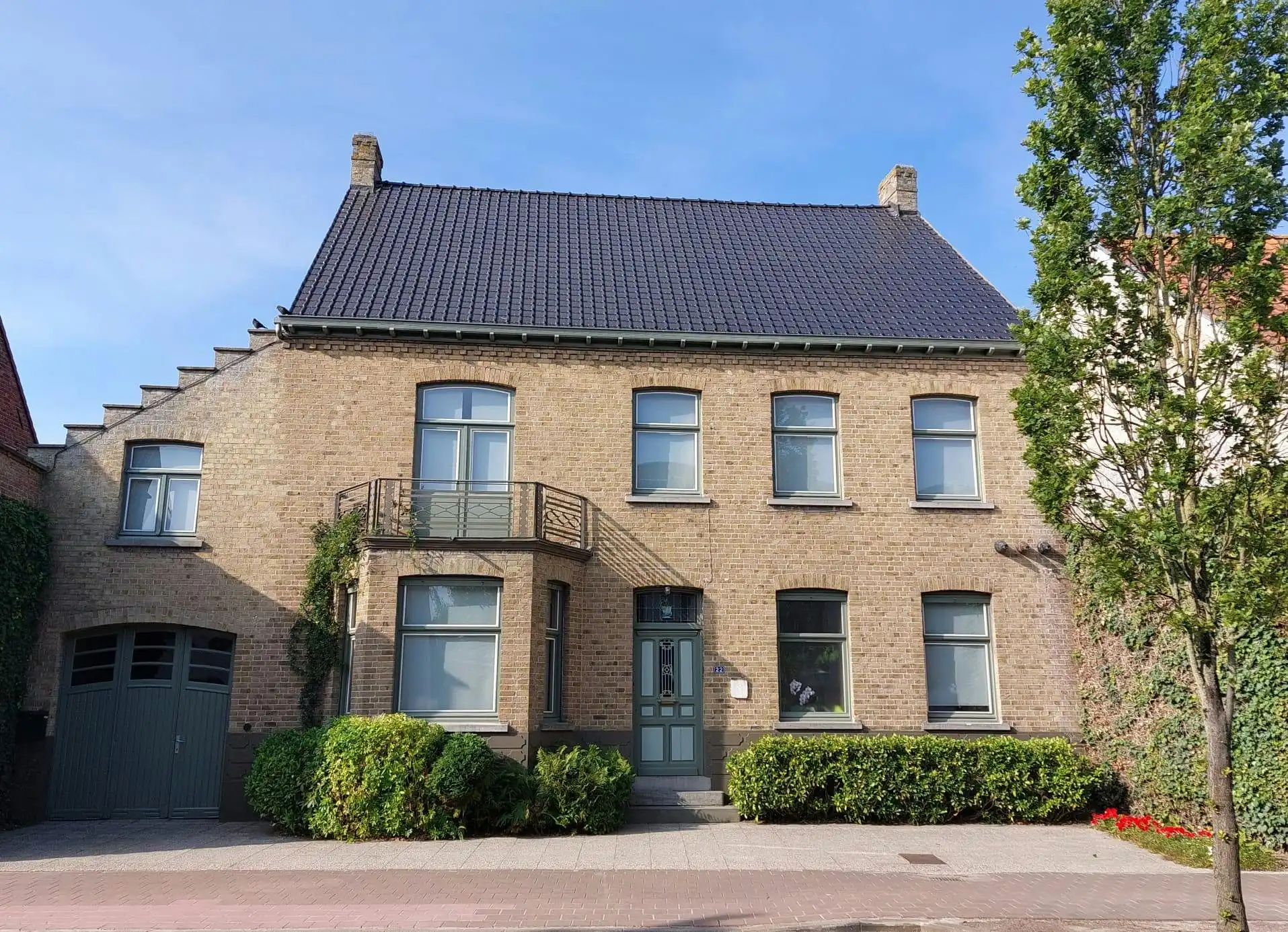 Karaktervolle woning met 7 slaapkamers, authentieke elementen en een ruime tuin foto 21