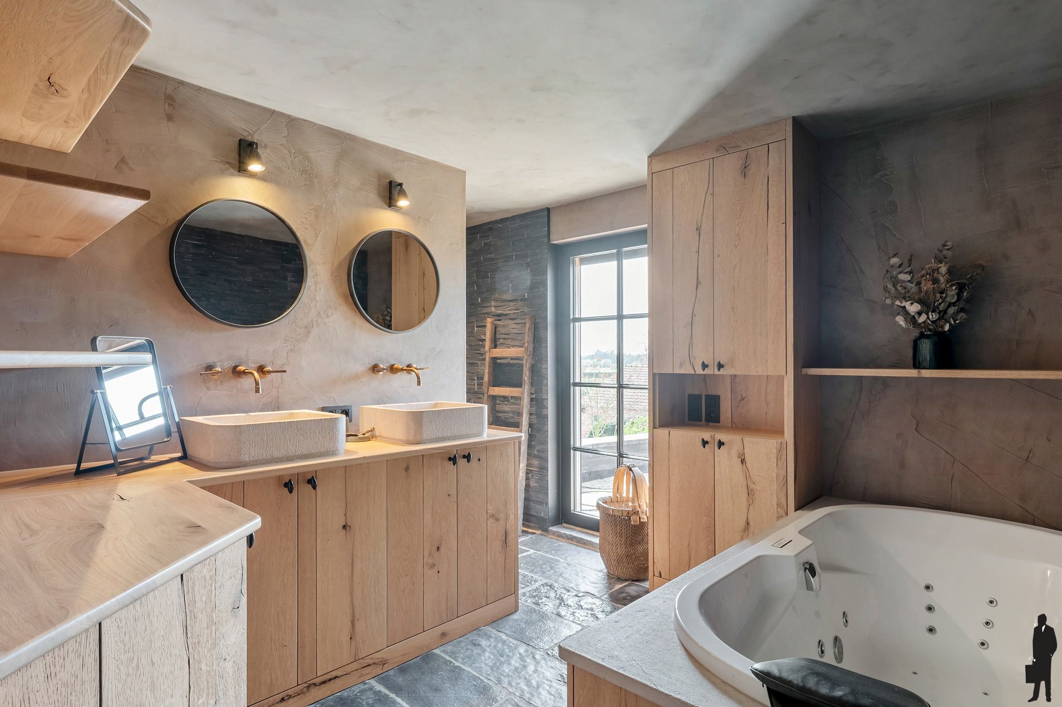 Karaktervolle villa met paardenstallen op 8.875m² in Retie foto 8