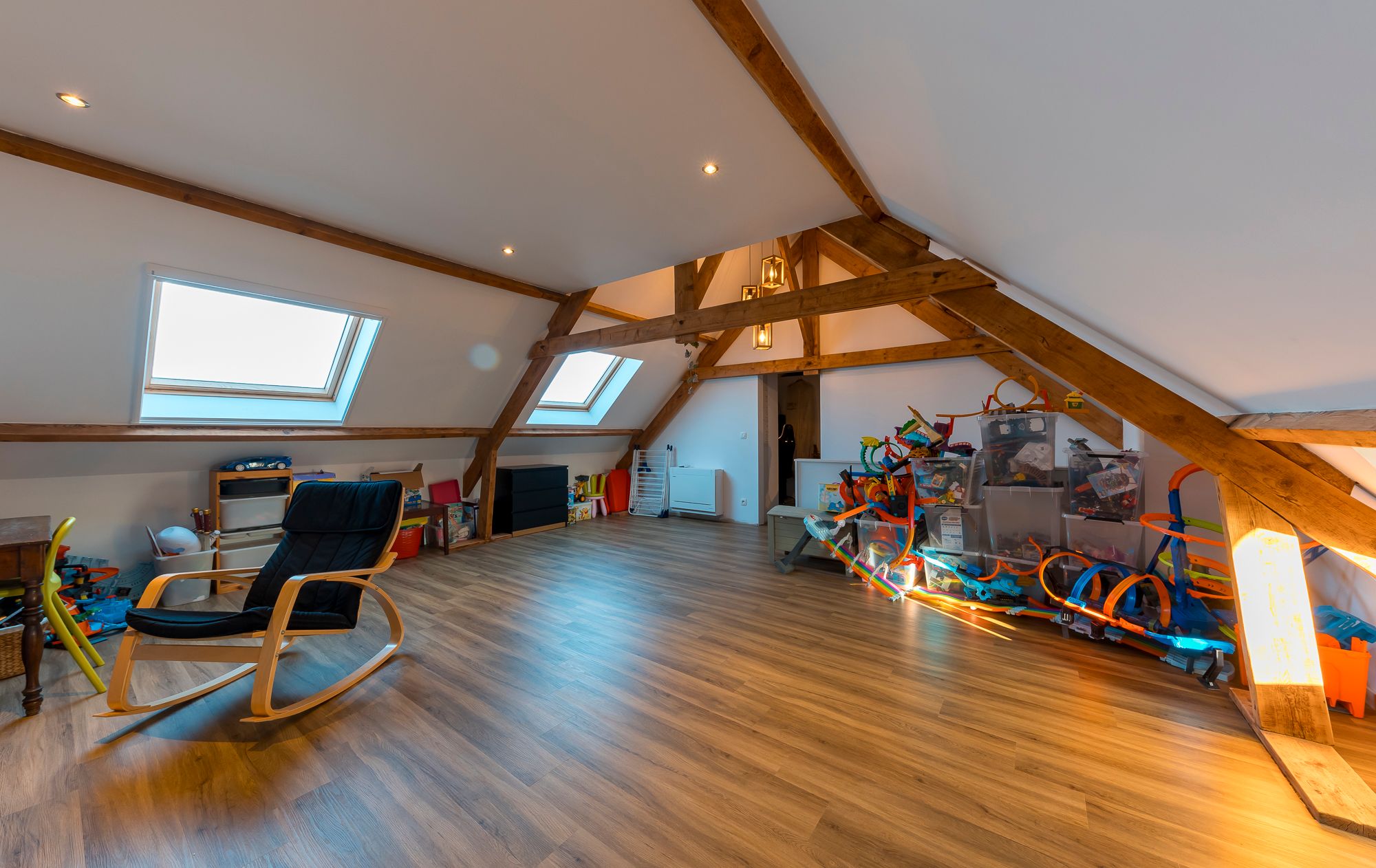 TE KOOP: Karaktervolle woning met gunstige ligging, Boneputstraat 8, 3960 Bree foto 19