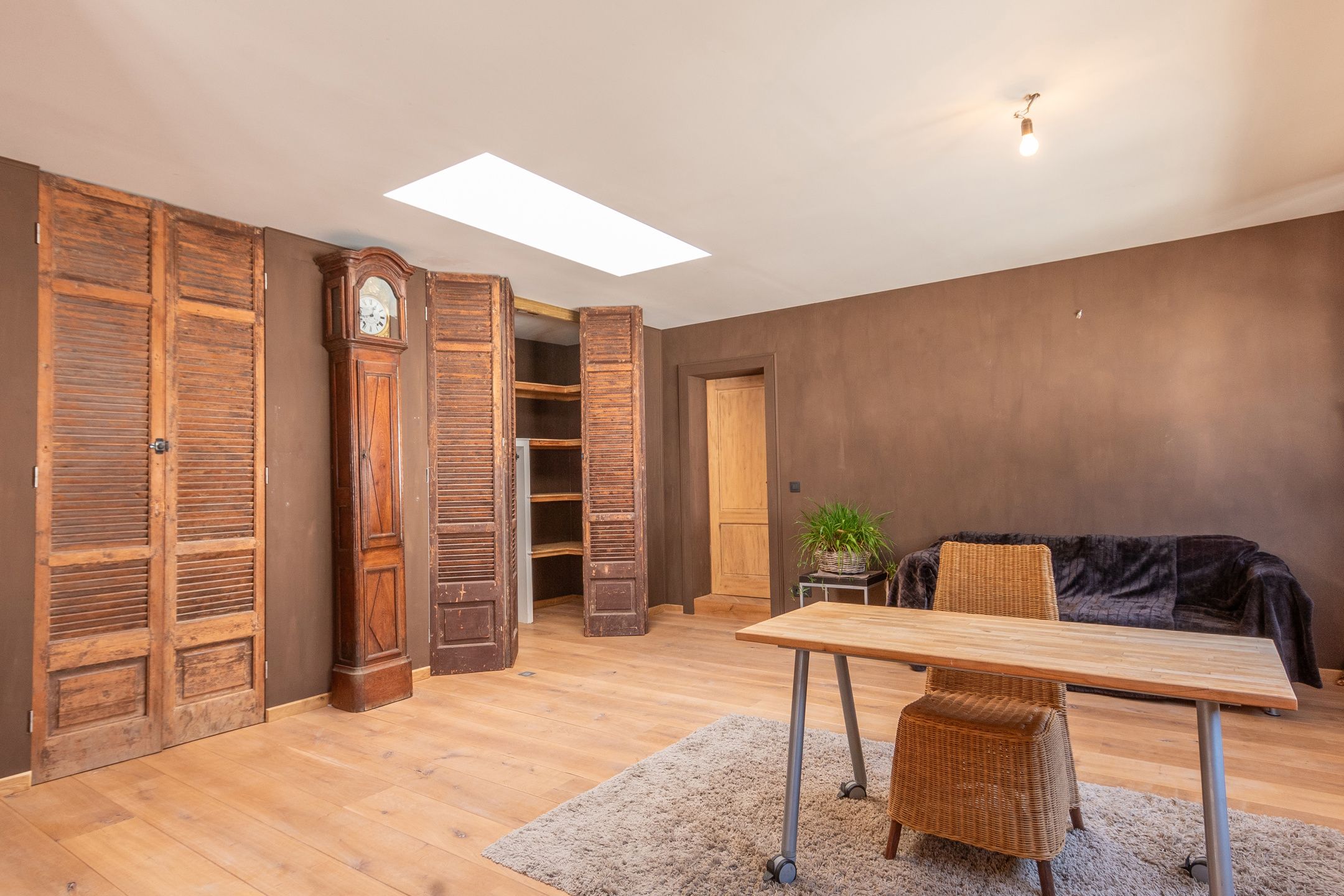 Meesterwoning met zorgflat, loft, burelen en opslag foto 73