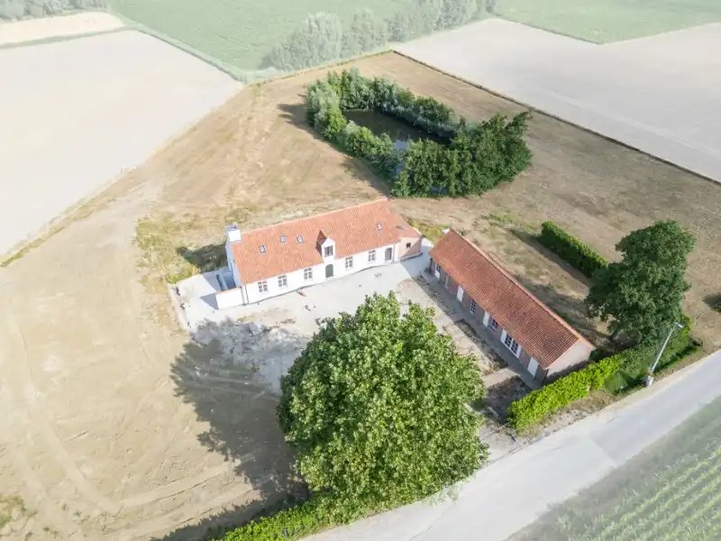 Prachtige casco hoeve op unieke locatie in Moorslede foto 3