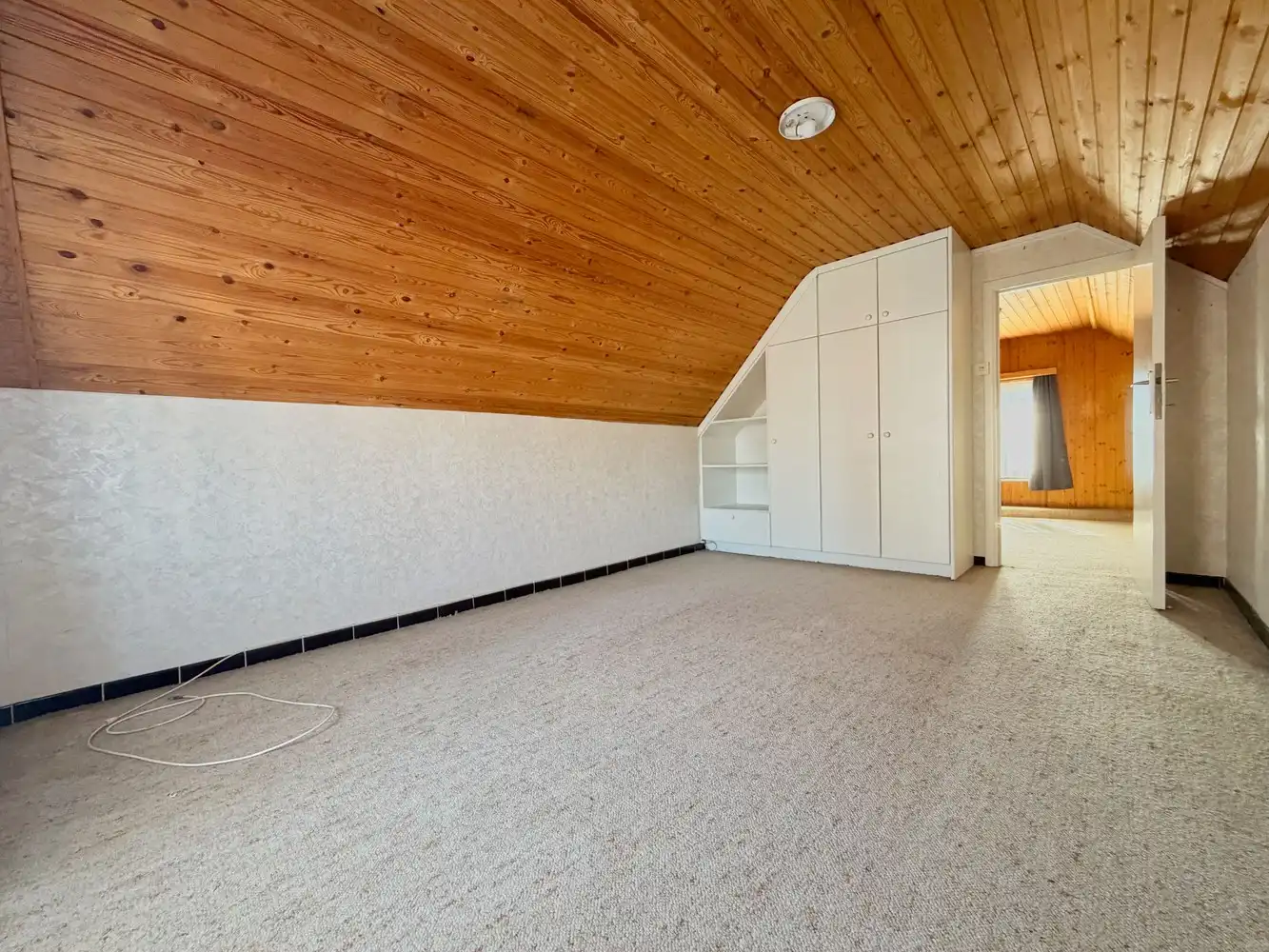 Lichtrijke gezinswoning met zonnige tuin foto 13