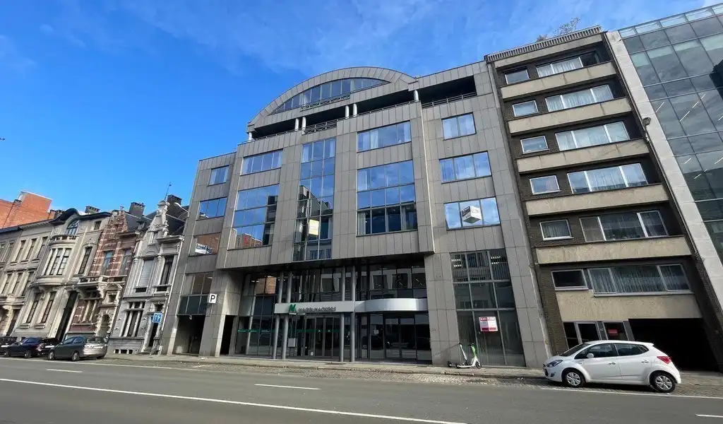 Kantoor te huur Generaal Lemanstraat 74 -/v2 - 2600 Antwerpen