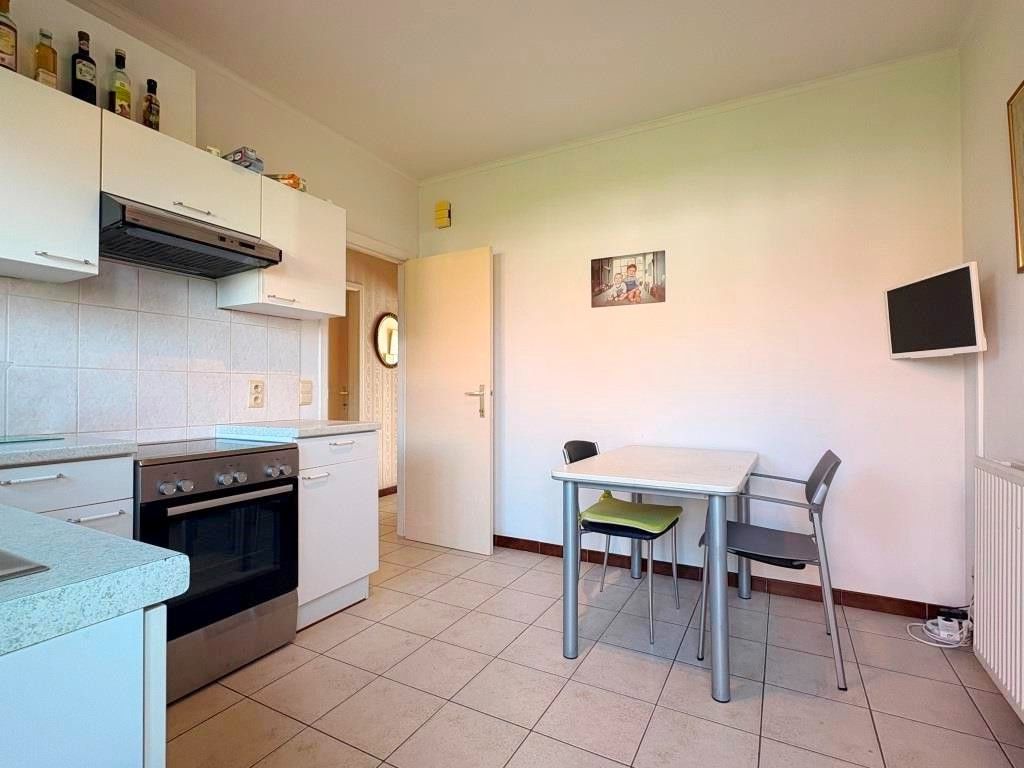 Verzorgde vrijstaande woning met zonnige tuin. foto 8