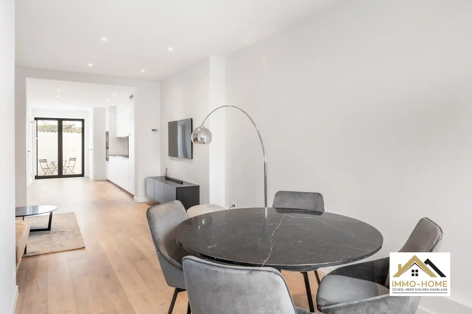 Recent gerenoveerde woning te Lokeren!  foto 8