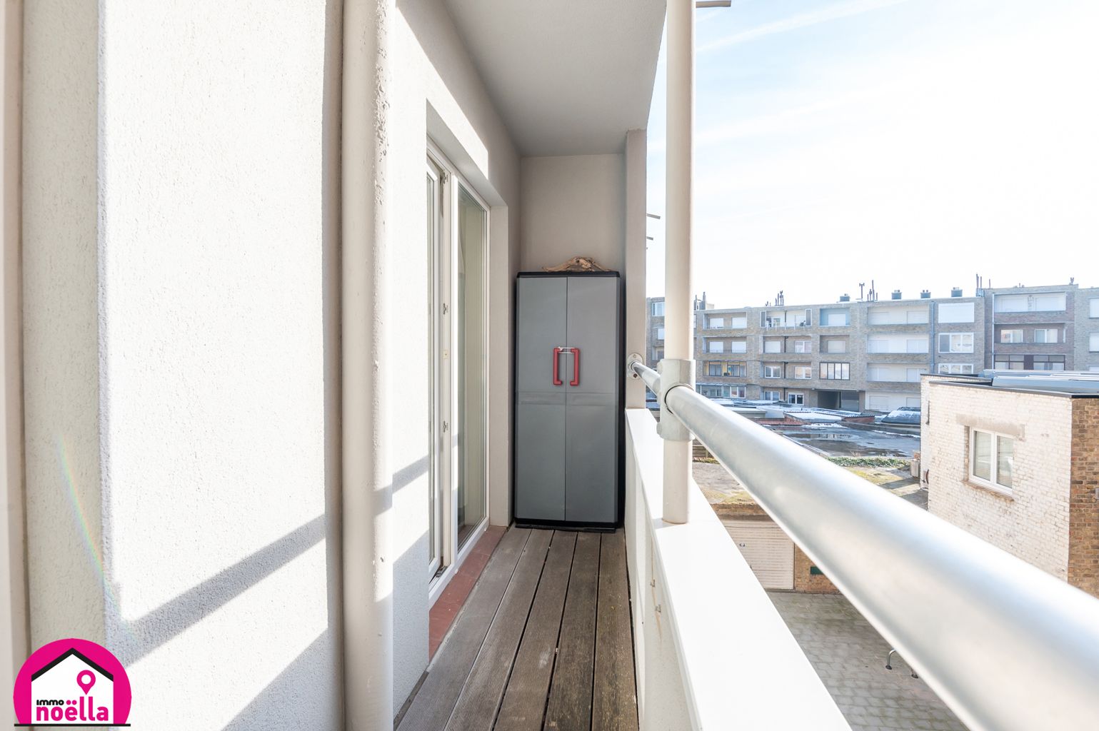 TE KOOP 2 SLAAPKAMER APPARTEMENT MET ZIJDELINGS ZEEZICHT! foto 17