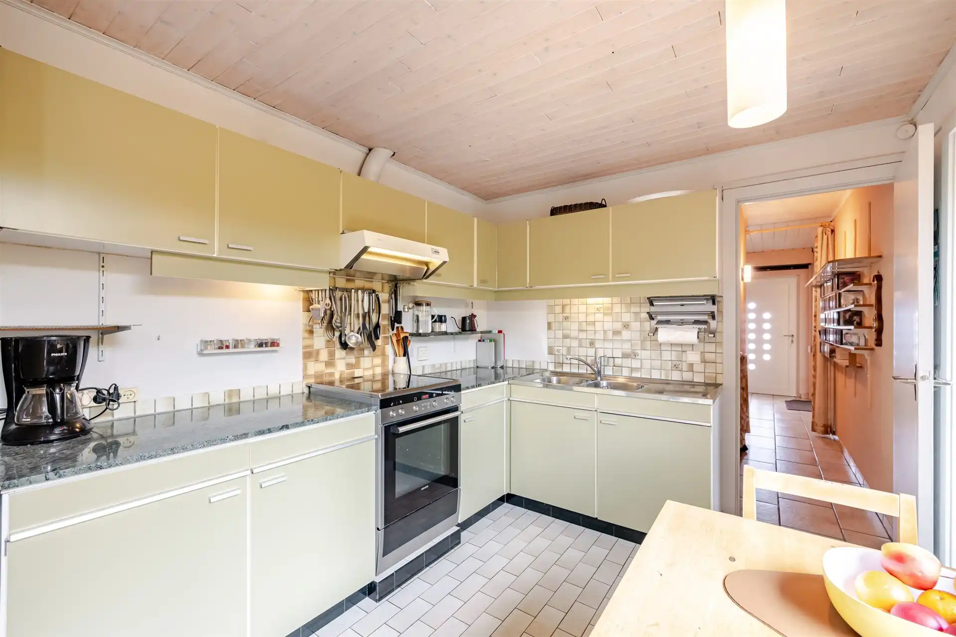 Woning op toplocatie en pracht tuin hartje Merelbeke-Melle foto 11