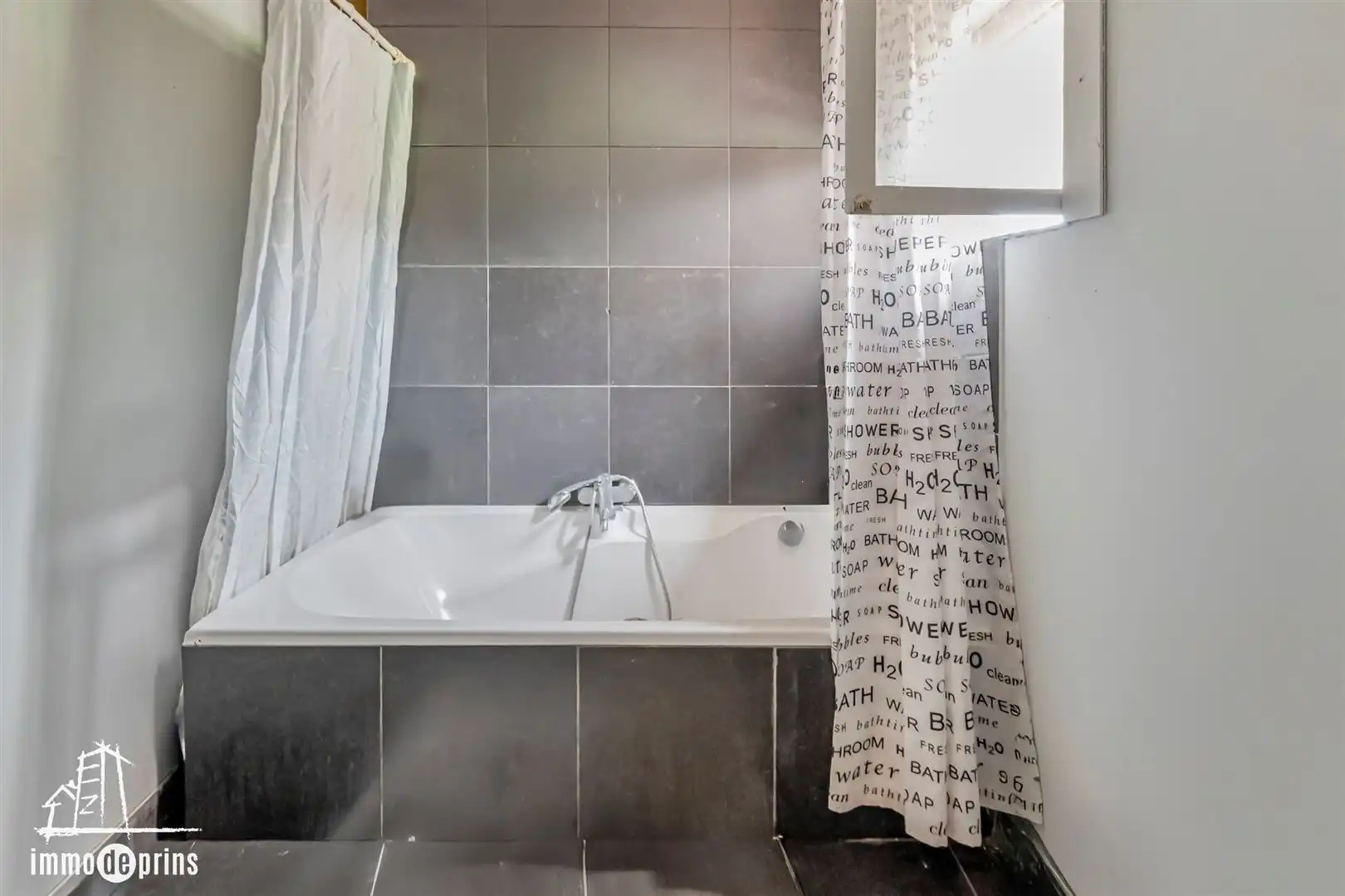 Te renoveren woning op 1.865 m² – projectgrond mogelijk (mits vergunning)
Landelijk gelegen in Nieuwkerken-Waas foto 16