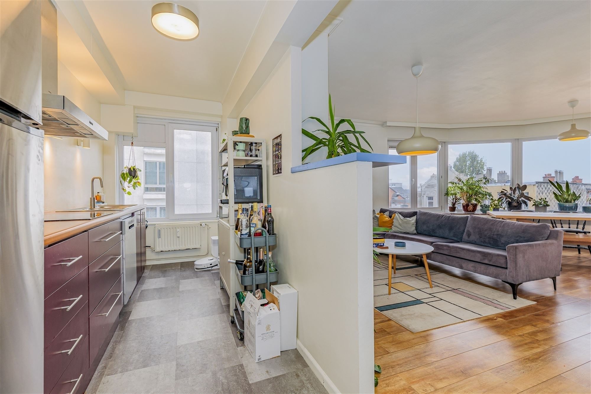 Instapklaar appt met zonovergoten living en 2 slk foto 6