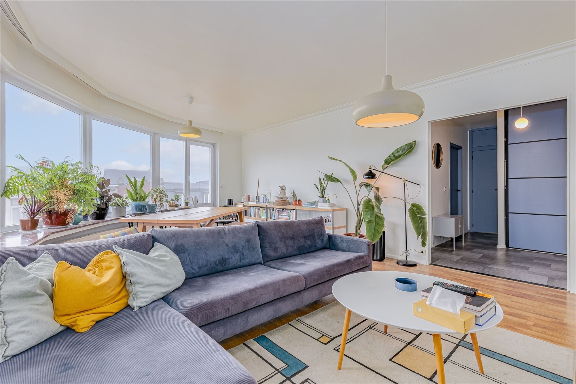 Instapklaar appt met zonovergoten living en 2 slk foto 6