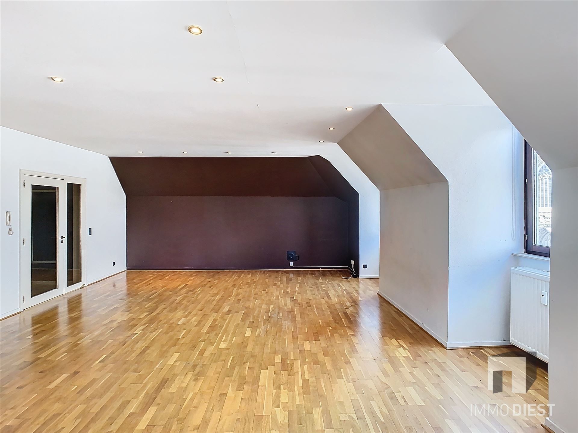 Knap appartement met 3 slpks op de markt van Diest (124m²)! foto 8