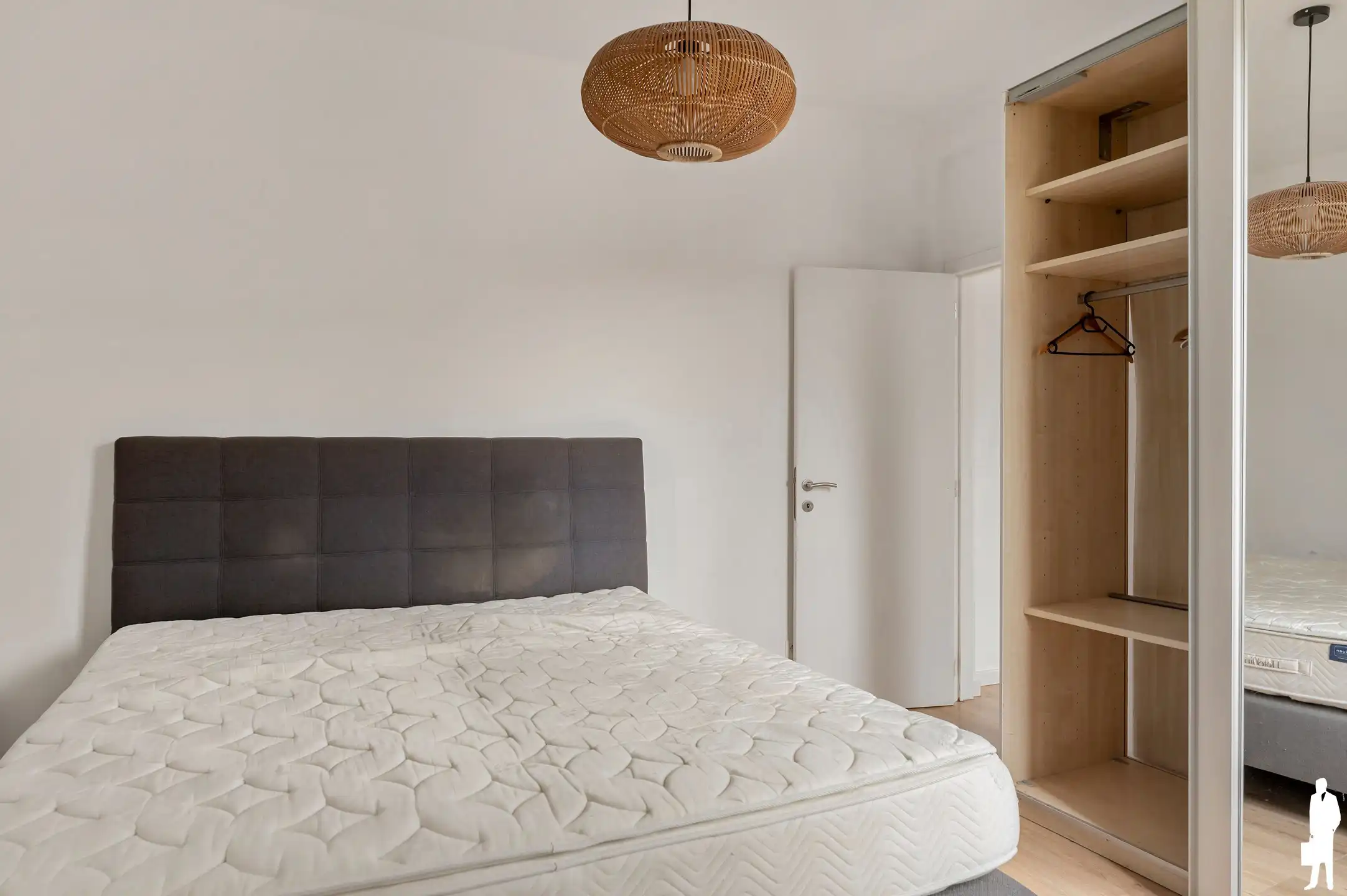 Volledig verhuurd opbrengsteigendom met 12 appartementen vergund, conform en uitstekend rendement foto 8