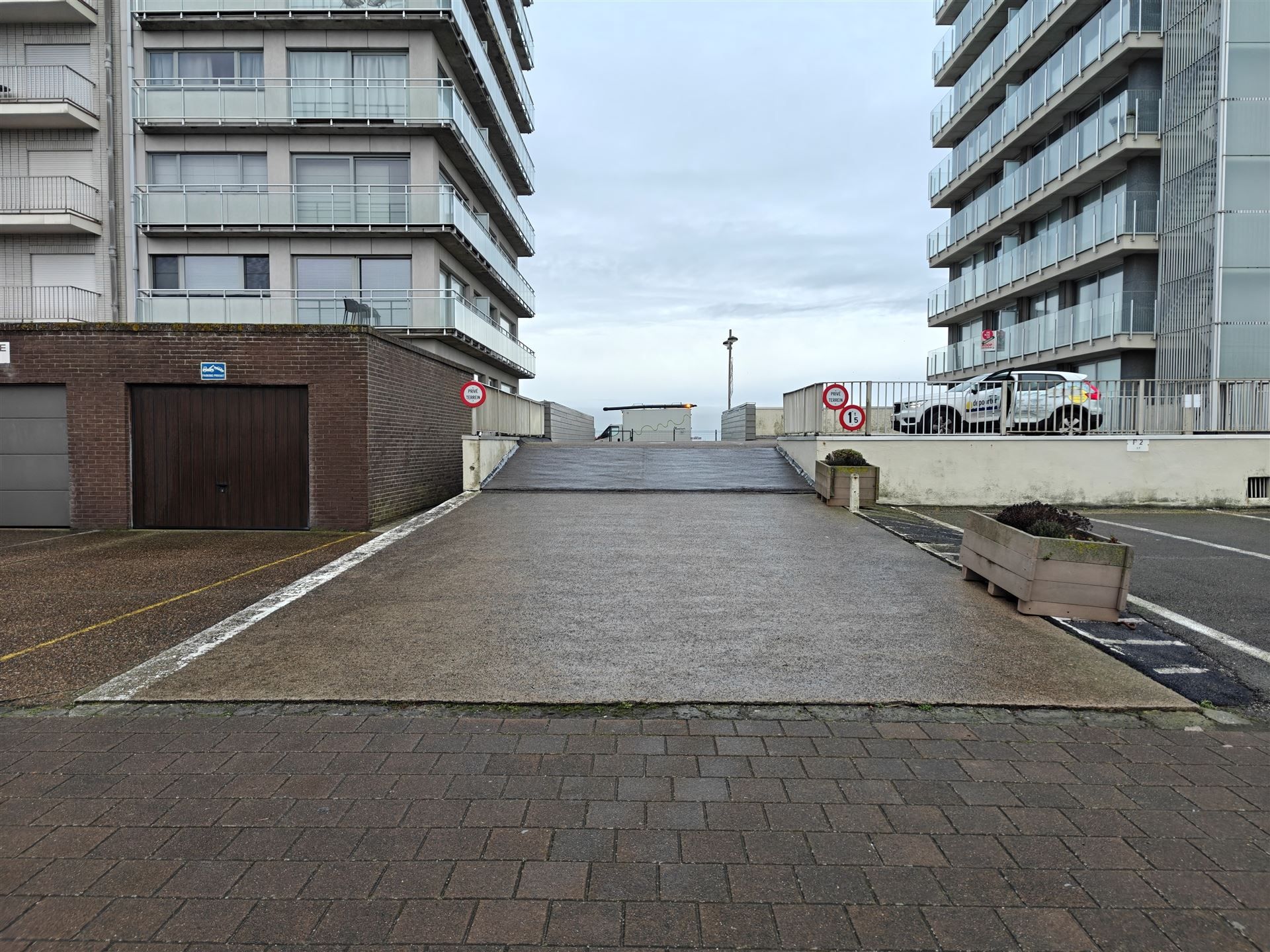 Autostaanplaats foto 4