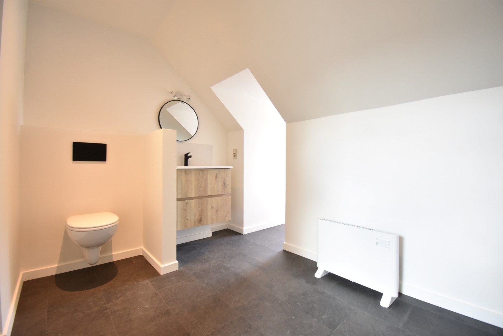 Knappe woning in open bebouwing met 4 slaapkamers te Schalkhoven foto 24