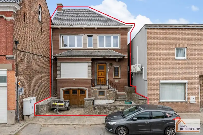 Instapklare gezinswoning foto {{pictureIndex}}