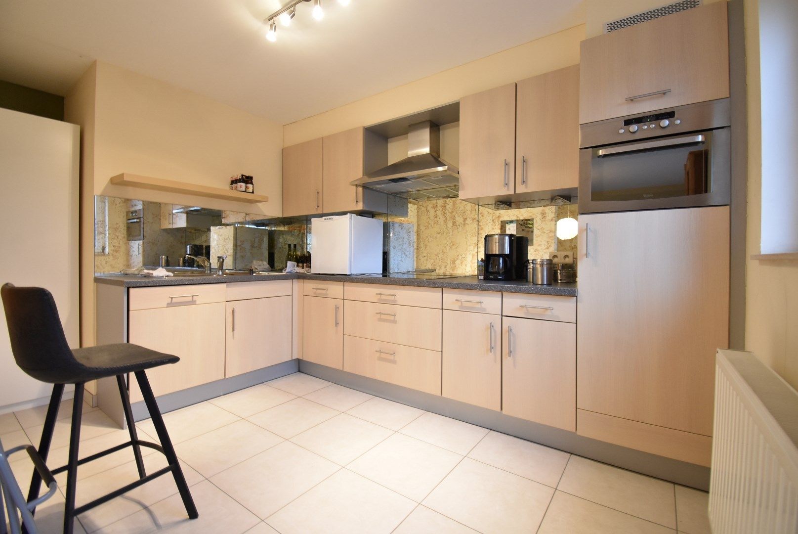 Ruim en degelijk appartement met twee slaapkamers, garage en kelderberging foto 12