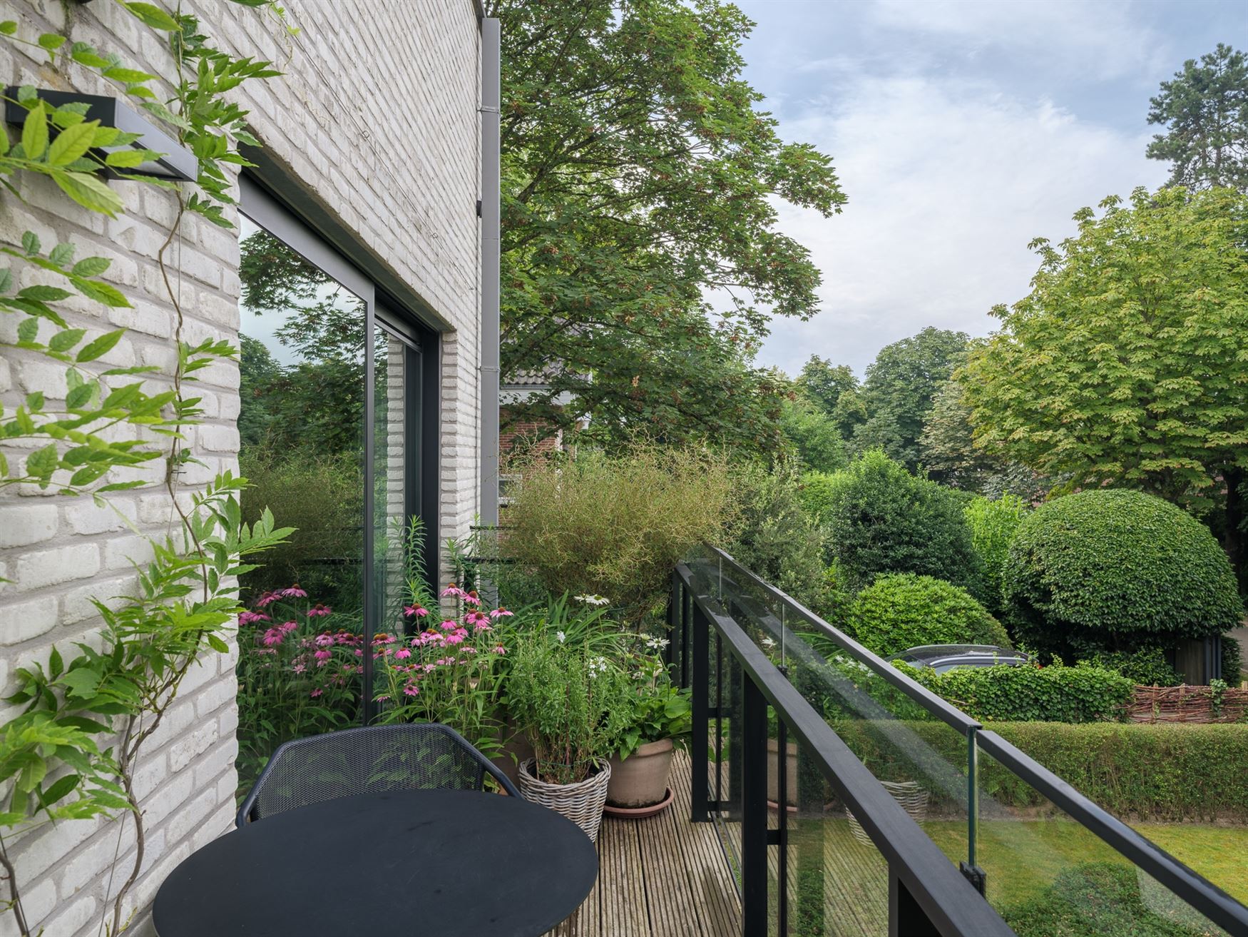 Luxueus villa-appartement met tuin foto 8