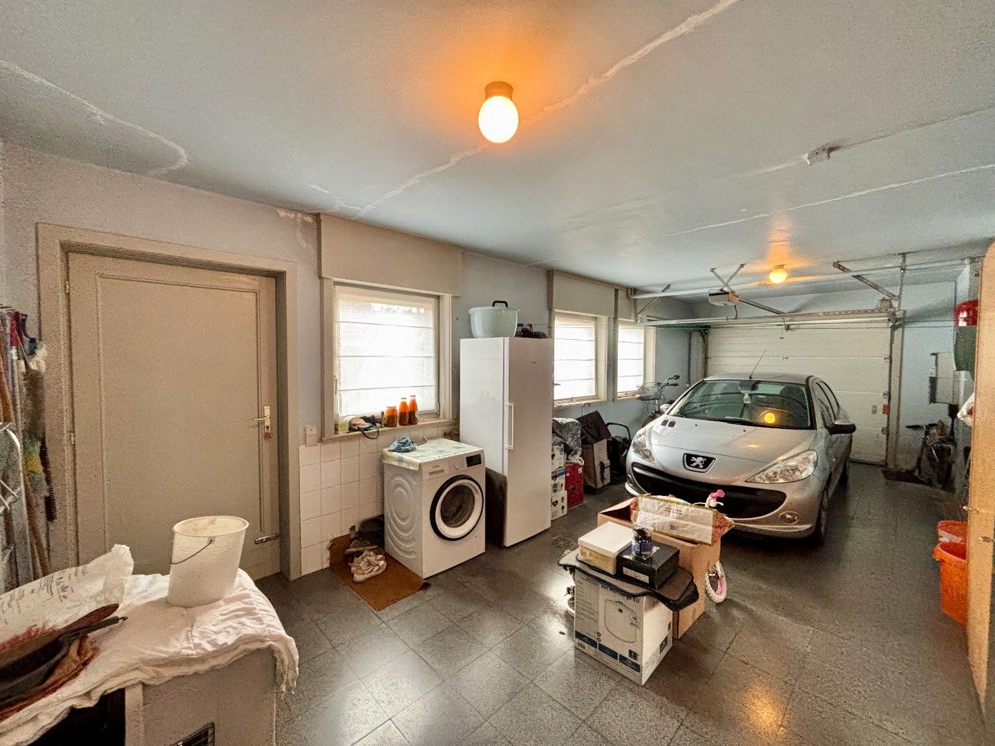 ALLEENSTAANDE VILLA OP 700M² IN EEN RUSTIGE WIJK MET 4SLPKS, GARAGE VOOR 2 WAGENS EN RUIME TUIN  foto 20