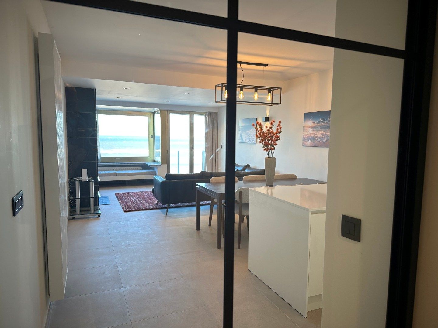 Exclusief luxe   3 slpk.  appartement met frontaal zeezicht en centraal op Zeedijk .    3  terrassen !  Direct aan het strand op topligging! foto 25