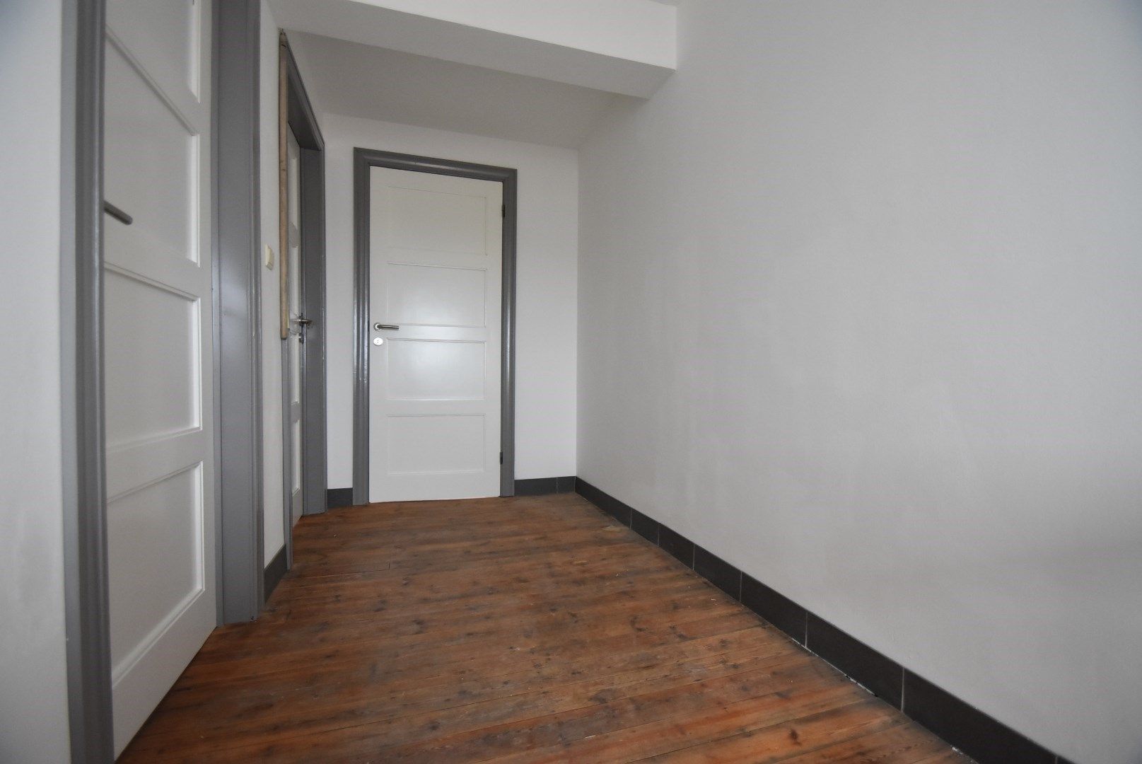 Netjes gerenoveerde duplex met twee slaapkamers en terras op mooie locatie in het centrum van Tongeren - GEEN BIJKOMENDE GEM. ONKOSTEN foto 25