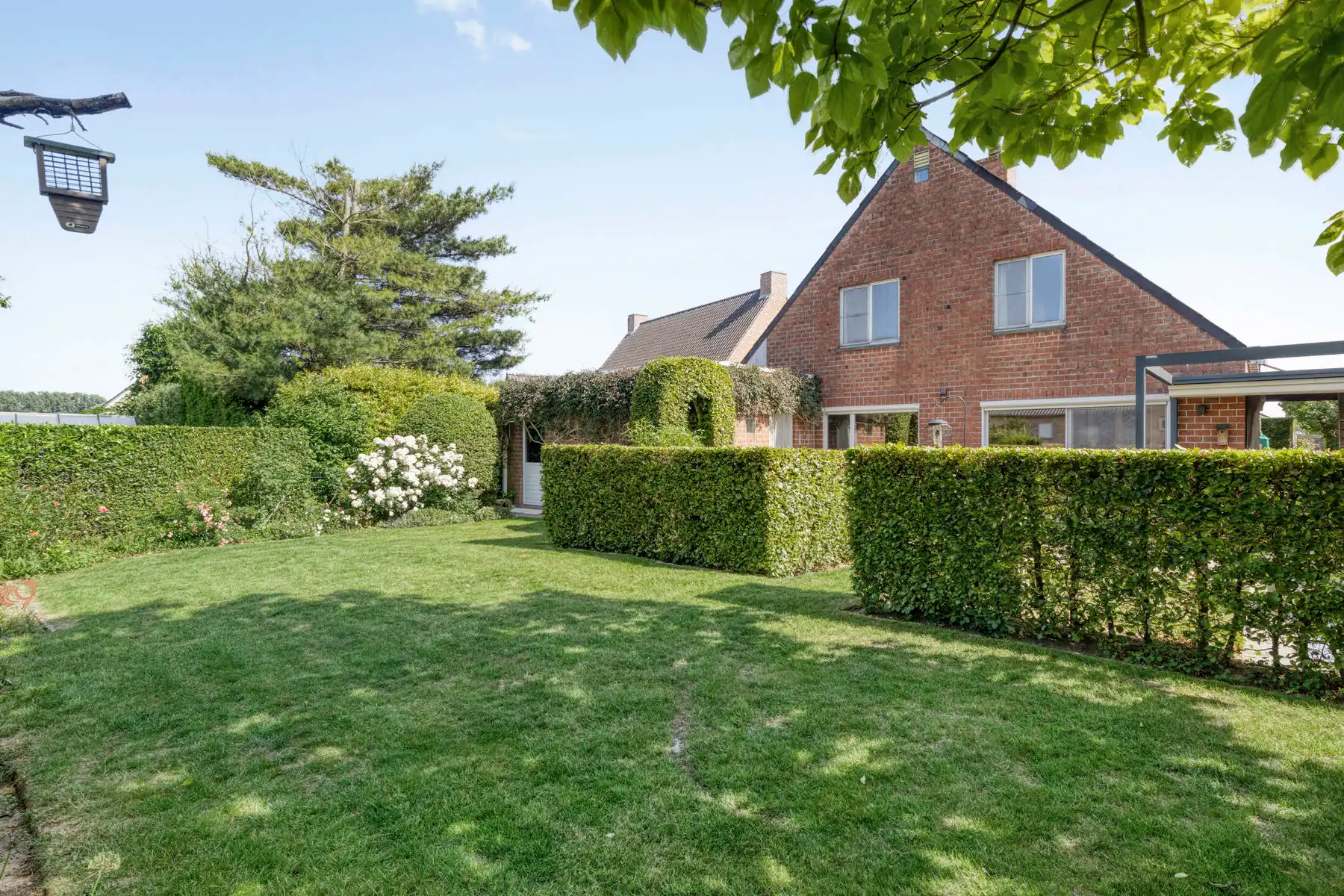 Ruime villa met praktijk! foto 2