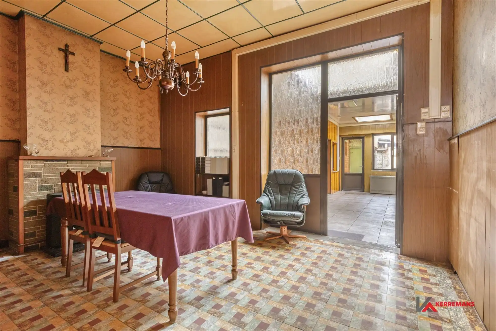 Op te frissen woning met 4 slaapkamers, tuin en garage.  foto 6