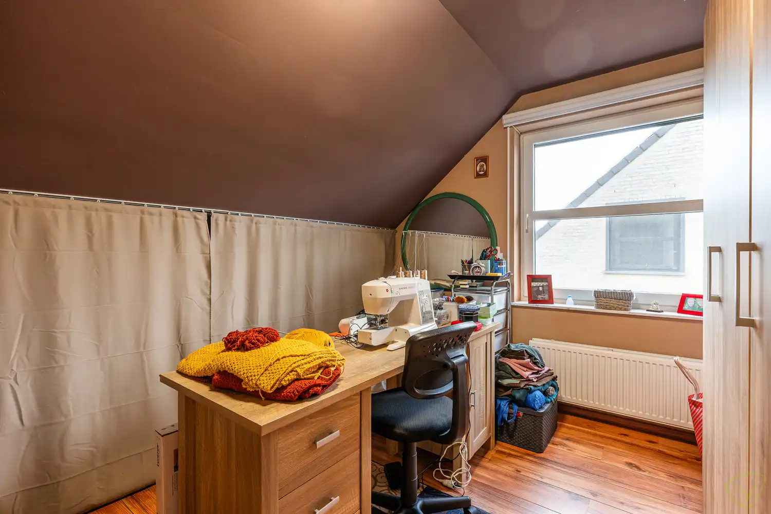 Rustig gelegen woning in de doodlopende straat op enkele minuten van het sportpark. foto 12