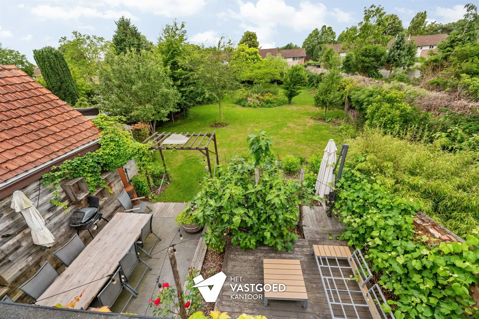 STIJLVOLLE GERENOVEERDE WONING GELEGEN OP EEN MOOI UITGESTREKT PERCEEL VAN 11A 64CA TE BEVERLO foto 20