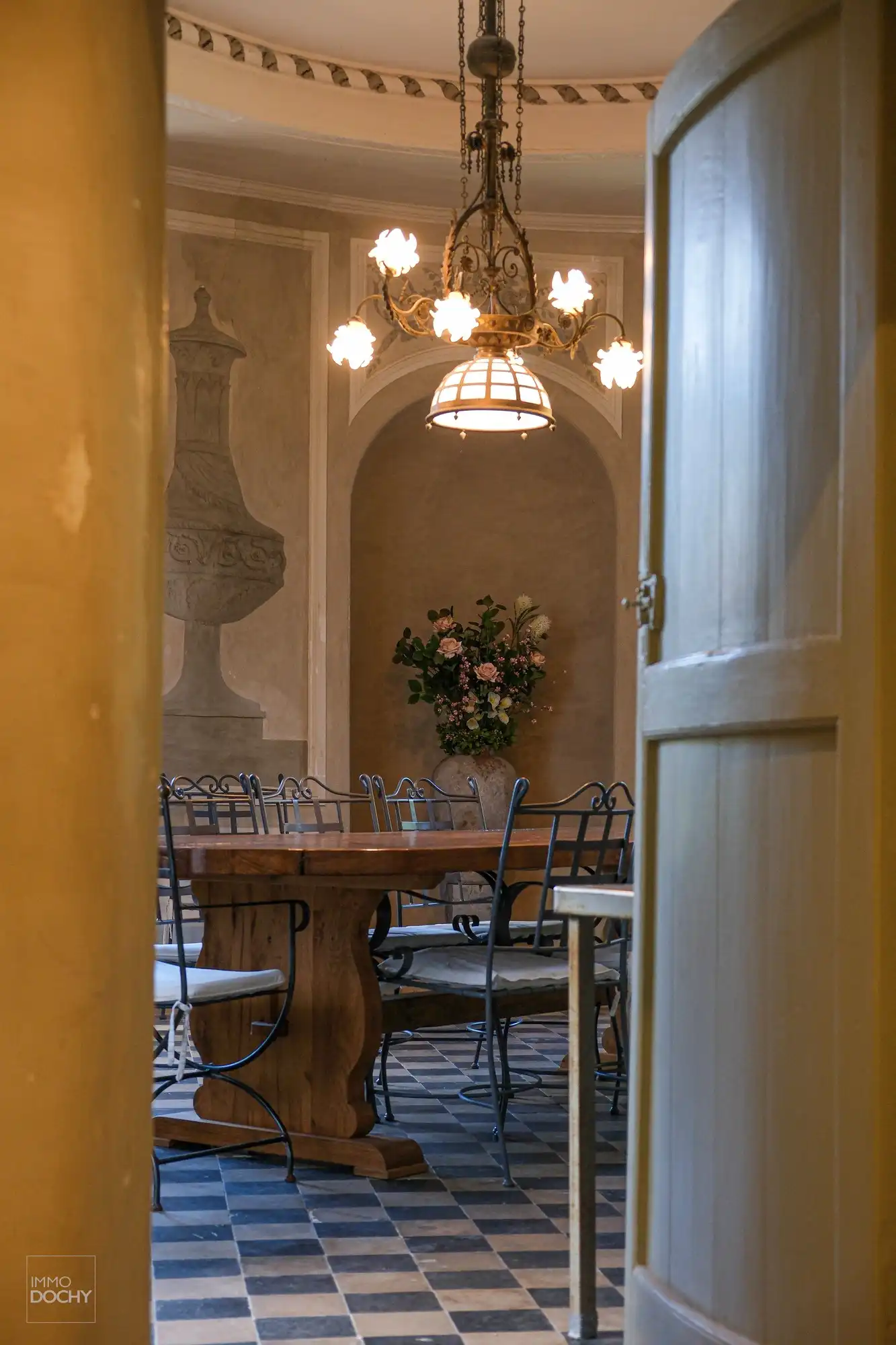 Prachtig gerestaureerd authentiek landhuis te Gors-Opleeuw (gelegen tussen Hasselt en Tongeren) foto 20