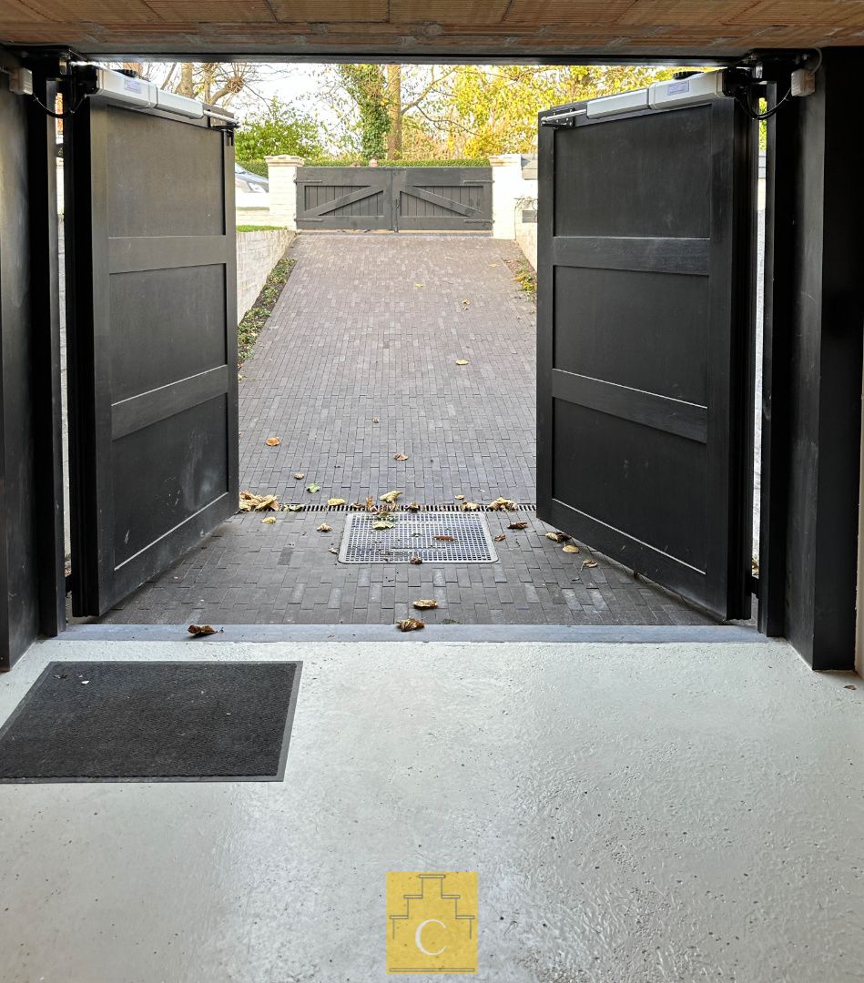 riante stadsvilla in Knokse stijl met grote garage, diverse terrassen en sublieme tuin, zicht op de Molens en alle Brugse torens, grondoppervlakte 655 m2 foto 31