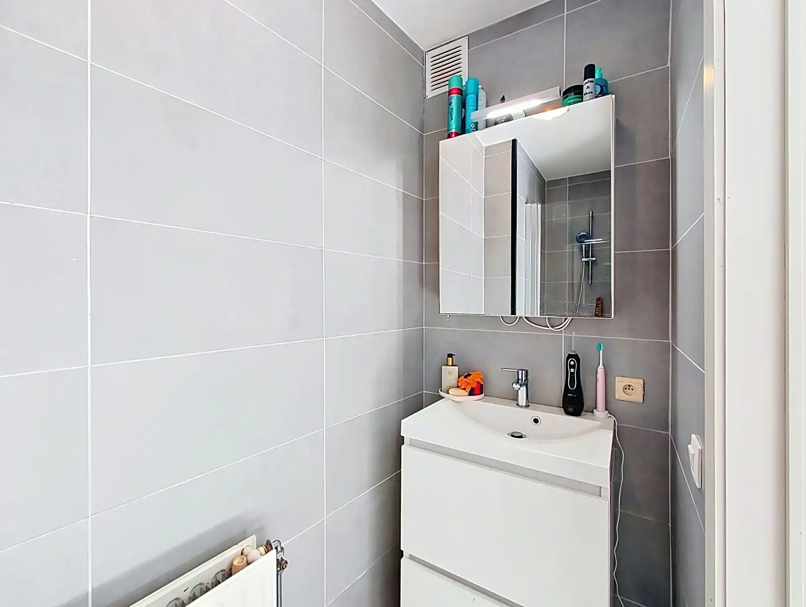 INSTAPKLAAR DUPLEX MET 3 SLAAPKAMERS CENTRUM EDEGEM foto 7