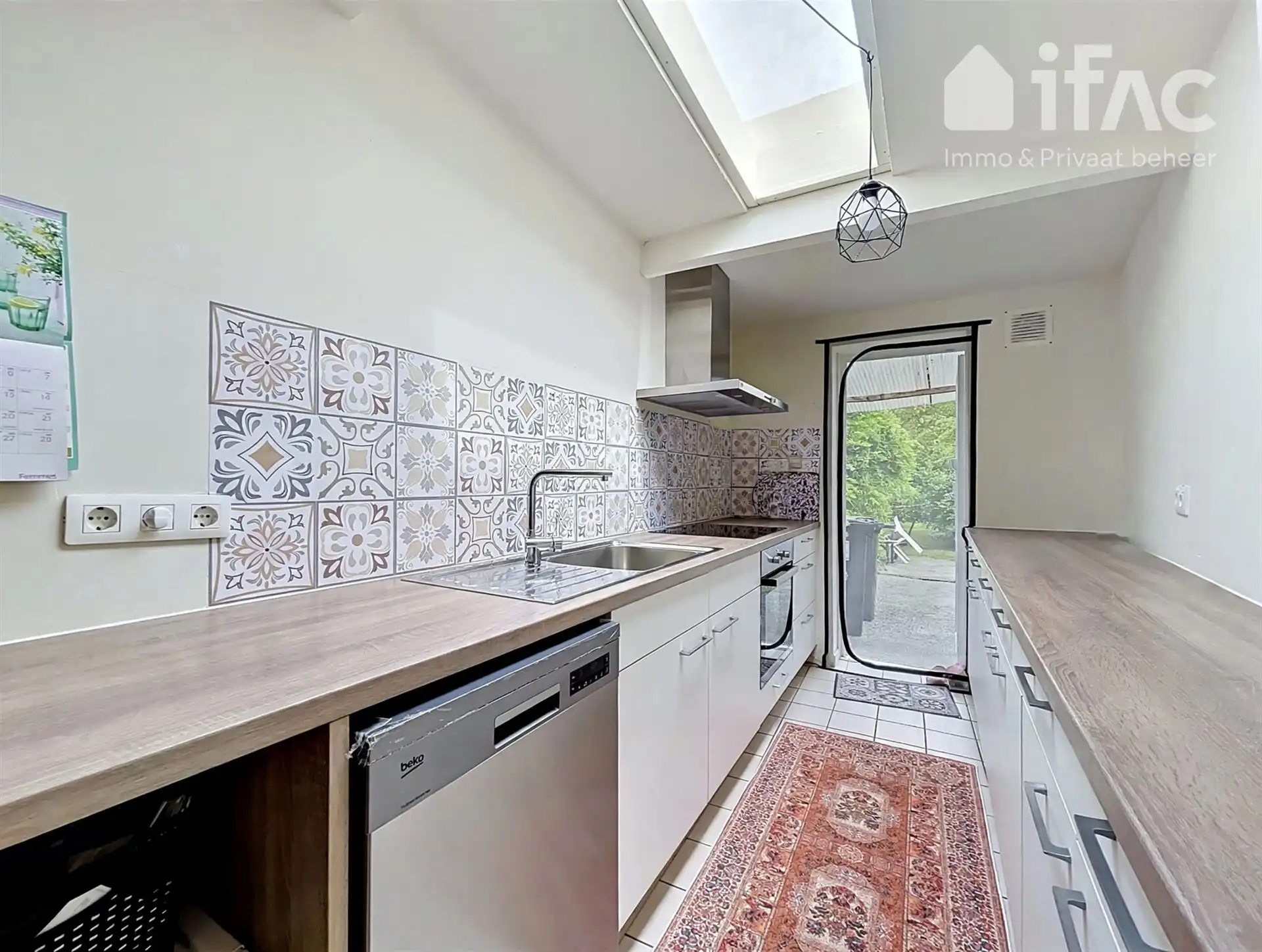 Uitstekend gelegen woning met 3 slaapkamers foto 9