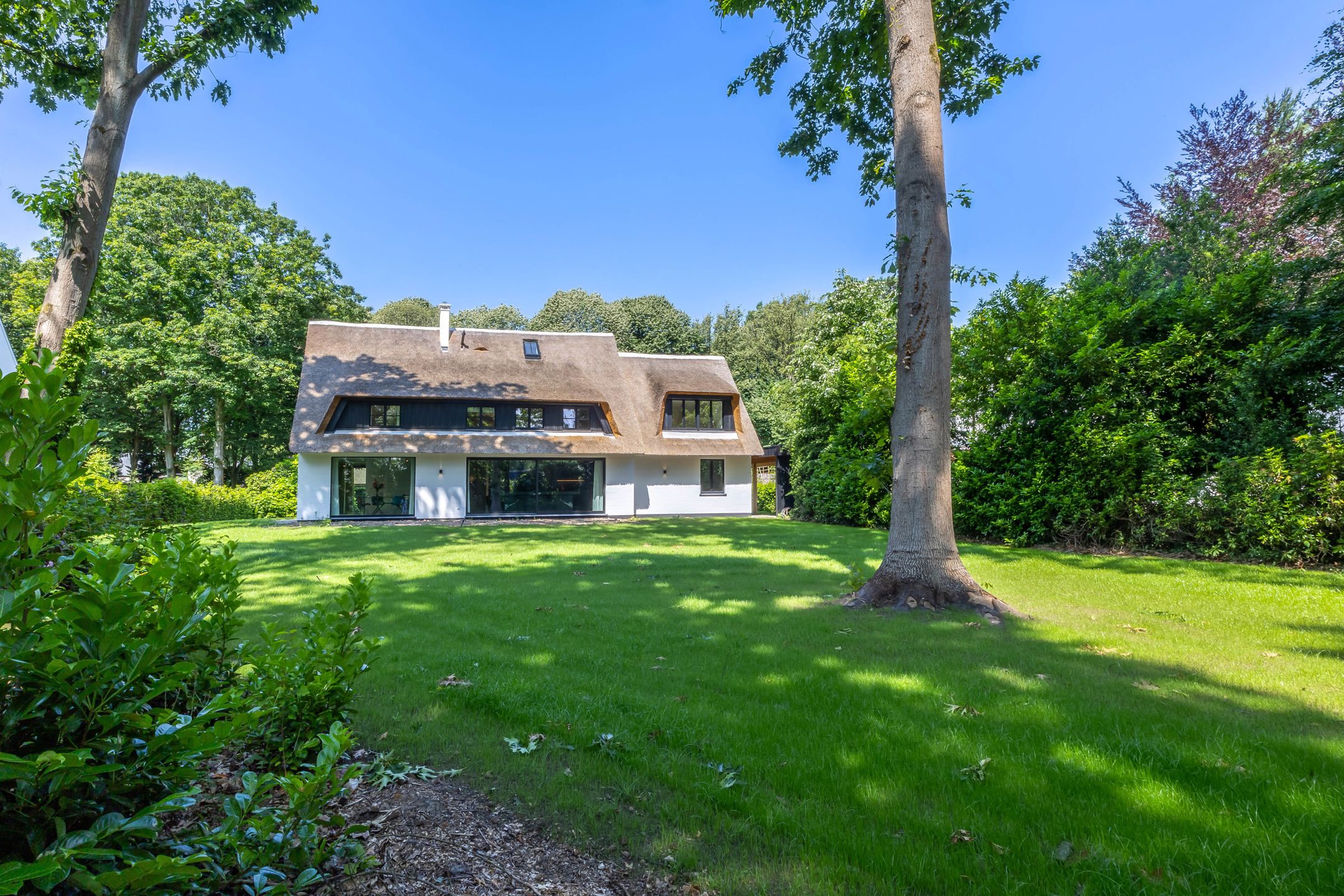 Huis te koop foto {{pictureIndex}}