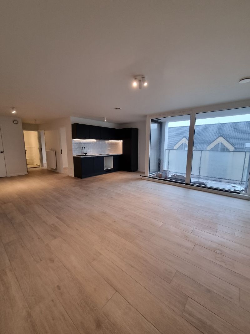 Modern appartement met 2 slaapkamers en zonnig terras foto 4