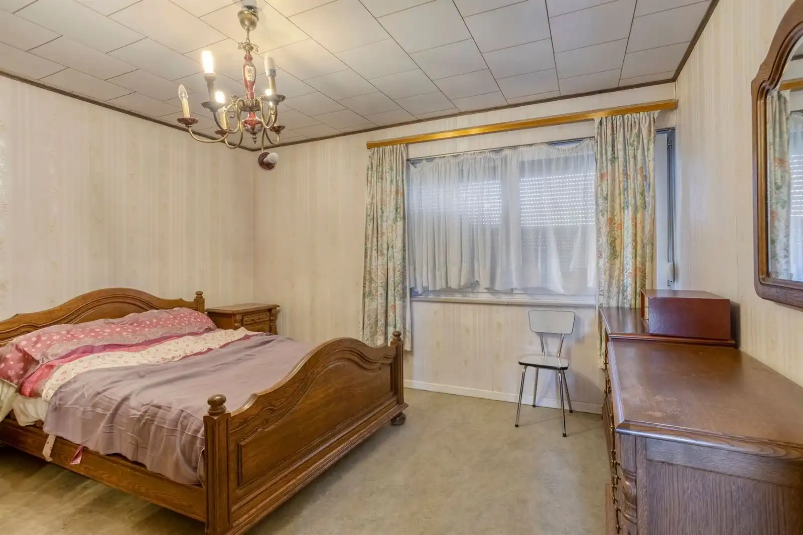 3-gevelwoning met 3 slaapkamers, garage en tuin foto 13